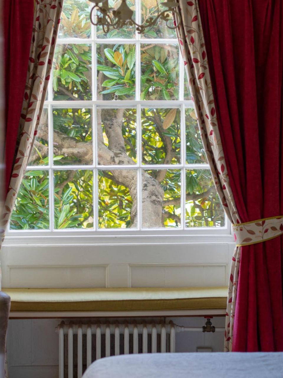 The White House Hotel Charmouth Exterior foto